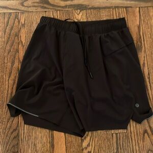 Mens small Lululemon shorts brand new